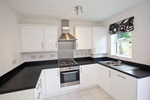 plot 1 woodlands holmfirth 9 sm.jpg